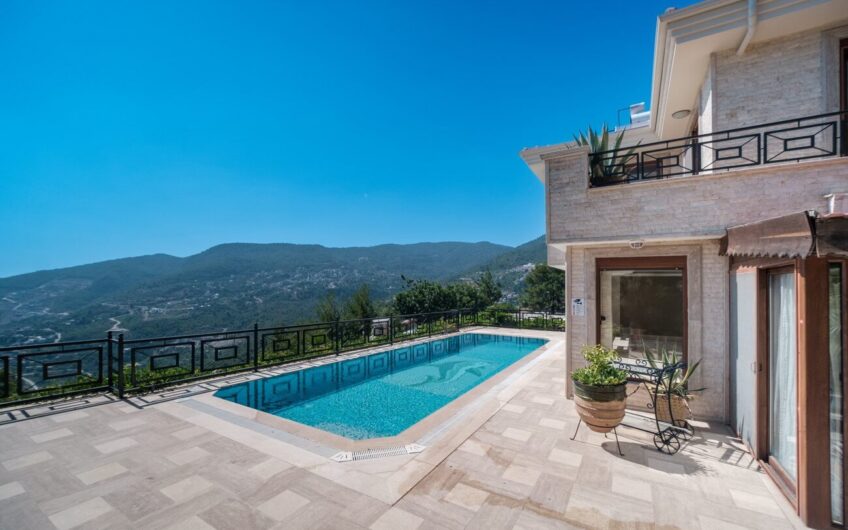 Ultra luxury detached villa for sale in Alanya