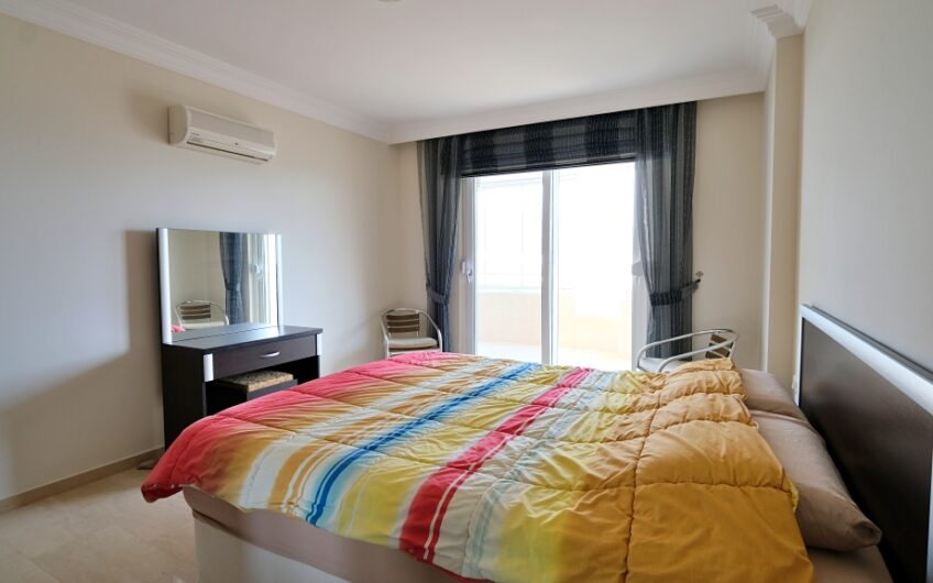 Komplett möblierte Residenzwohnung zum Verkauf in Alanya/Mahmutlar