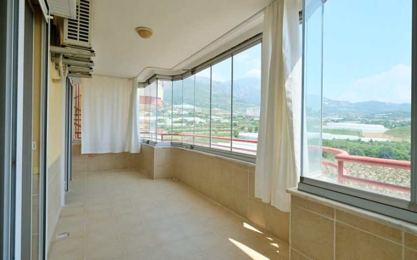 Komplett möblierte Residenzwohnung zum Verkauf in Alanya/Mahmutlar