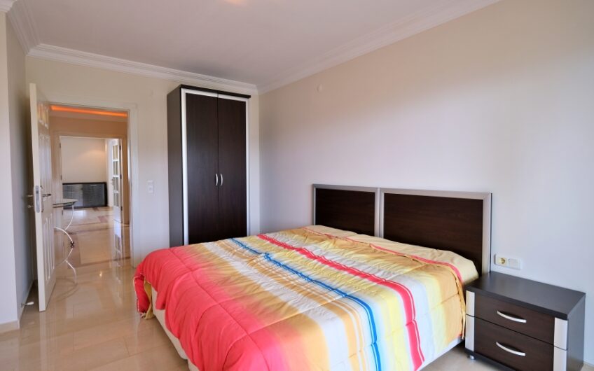 Komplett möblierte Residenzwohnung zum Verkauf in Alanya/Mahmutlar