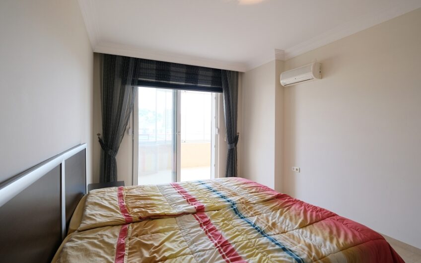 Komplett möblierte Residenzwohnung zum Verkauf in Alanya/Mahmutlar