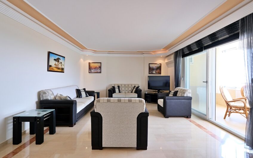 Komplett möblierte Residenzwohnung zum Verkauf in Alanya/Mahmutlar