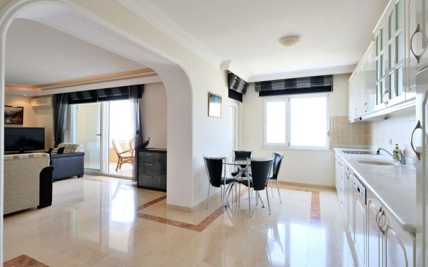 Komplett möblierte Residenzwohnung zum Verkauf in Alanya/Mahmutlar