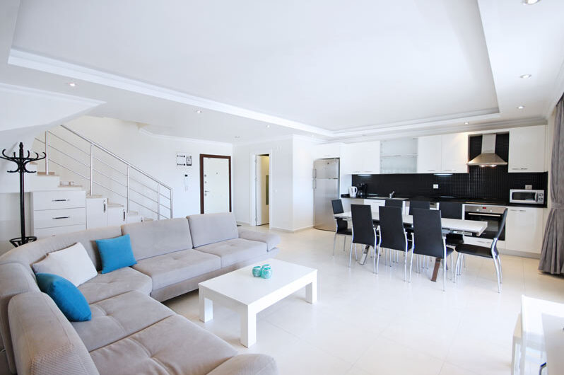 Fully furnished penthouse for sale  in alanya/avsallar