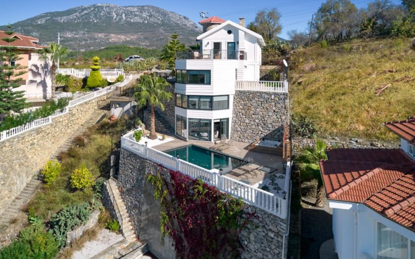Vollständig möblierte freistehende Villa zum Verkauf in Alanya/Kargıcak