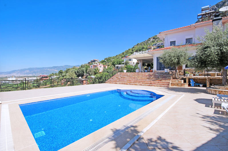 fully furnished villa for sale with private pool in alanya/kestel
