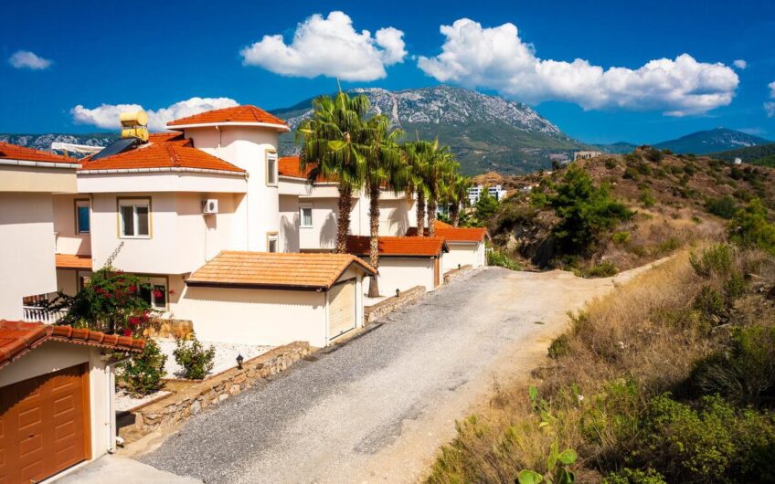 Fully furnished detached villa for sale in kargıcak/alanya