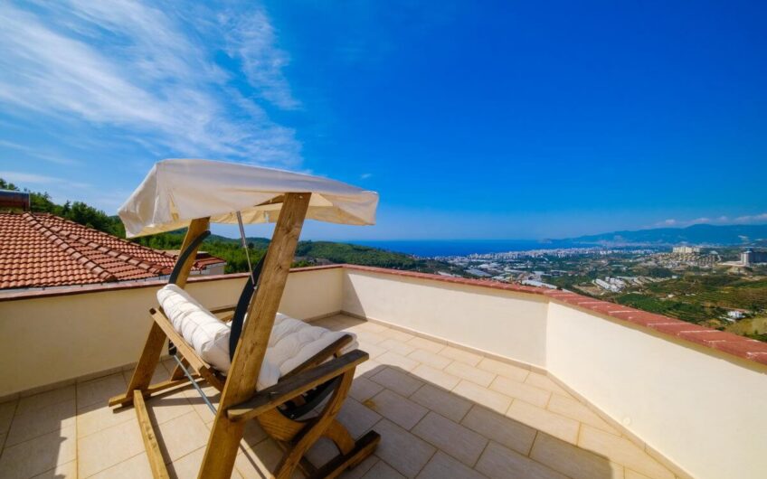 Komplett möblierte freistehende Villa zum Verkauf in Kargicak/Alanya