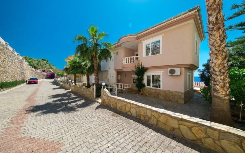 Fully furnished twin villa  for sale in kargıcak/alanya